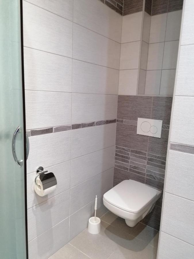 Ubytovani Na Spaciru Mikulov Luaran gambar