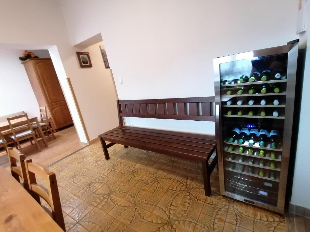 Ubytovani Na Spaciru Mikulov Luaran gambar