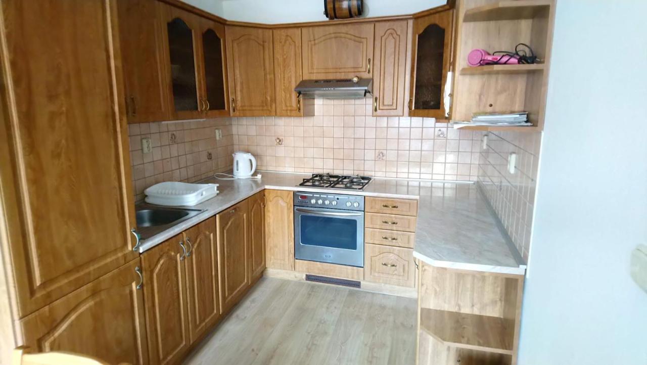Ubytovani Na Spaciru Mikulov Luaran gambar