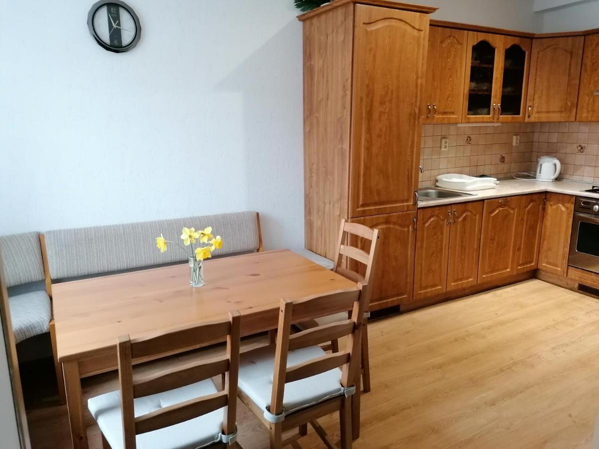 Ubytovani Na Spaciru Mikulov Luaran gambar