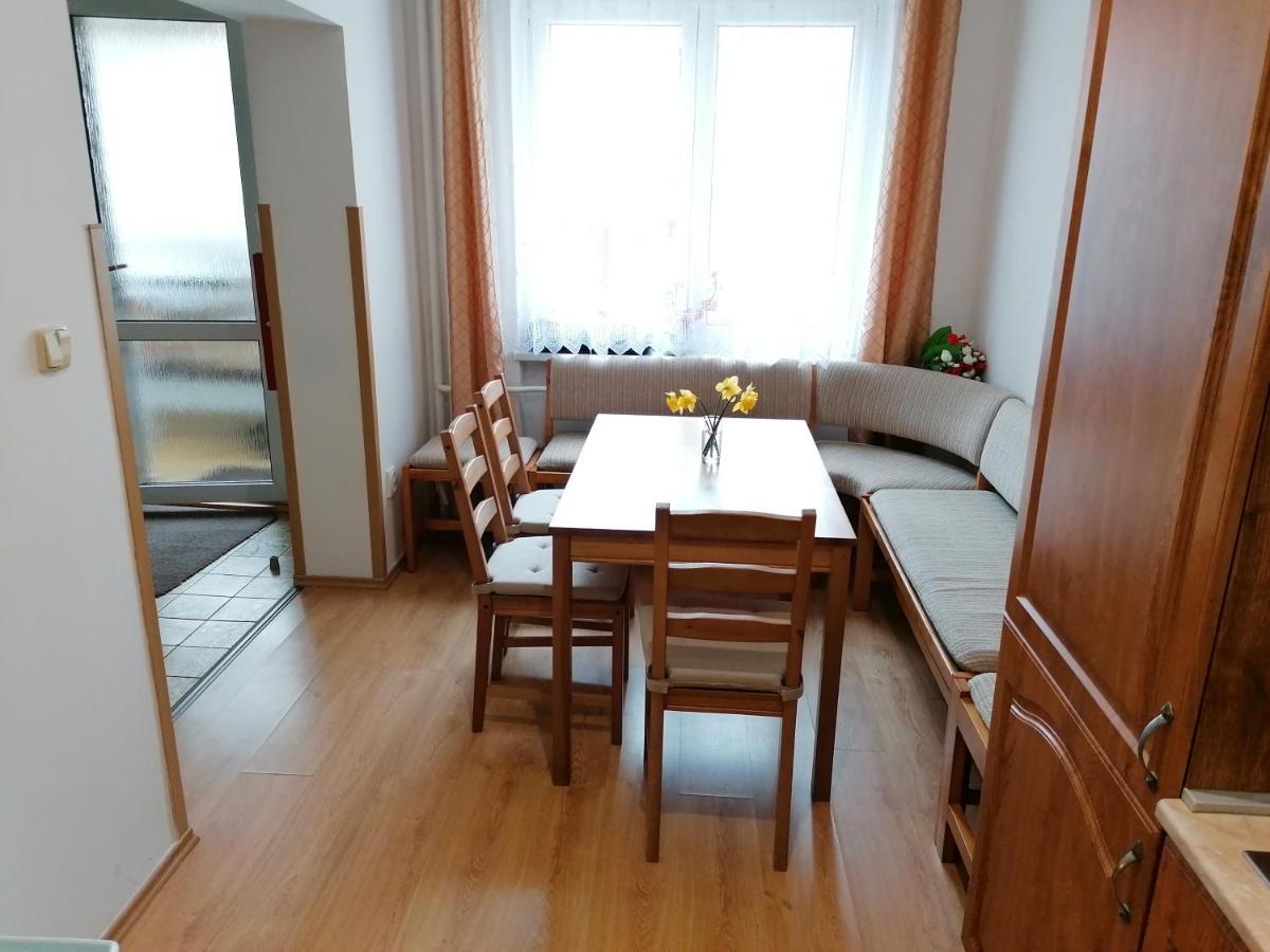 Ubytovani Na Spaciru Mikulov Luaran gambar